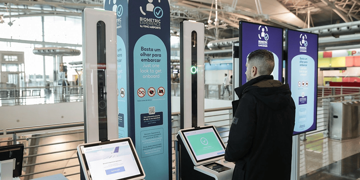 Schermi touch per il controllo accessi e l’identificazione