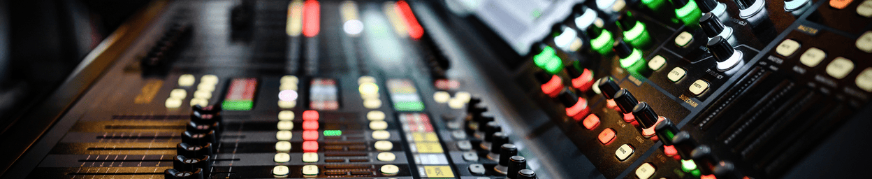 Schermi touch per l’audiovisivo e la diffusione